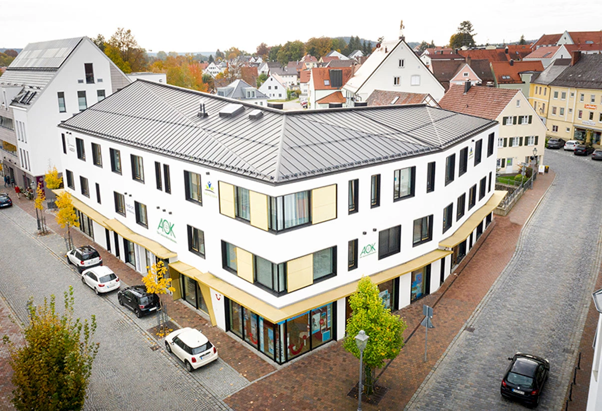 Außenansicht Kronenhof Intensivpflege WG Krumbach
