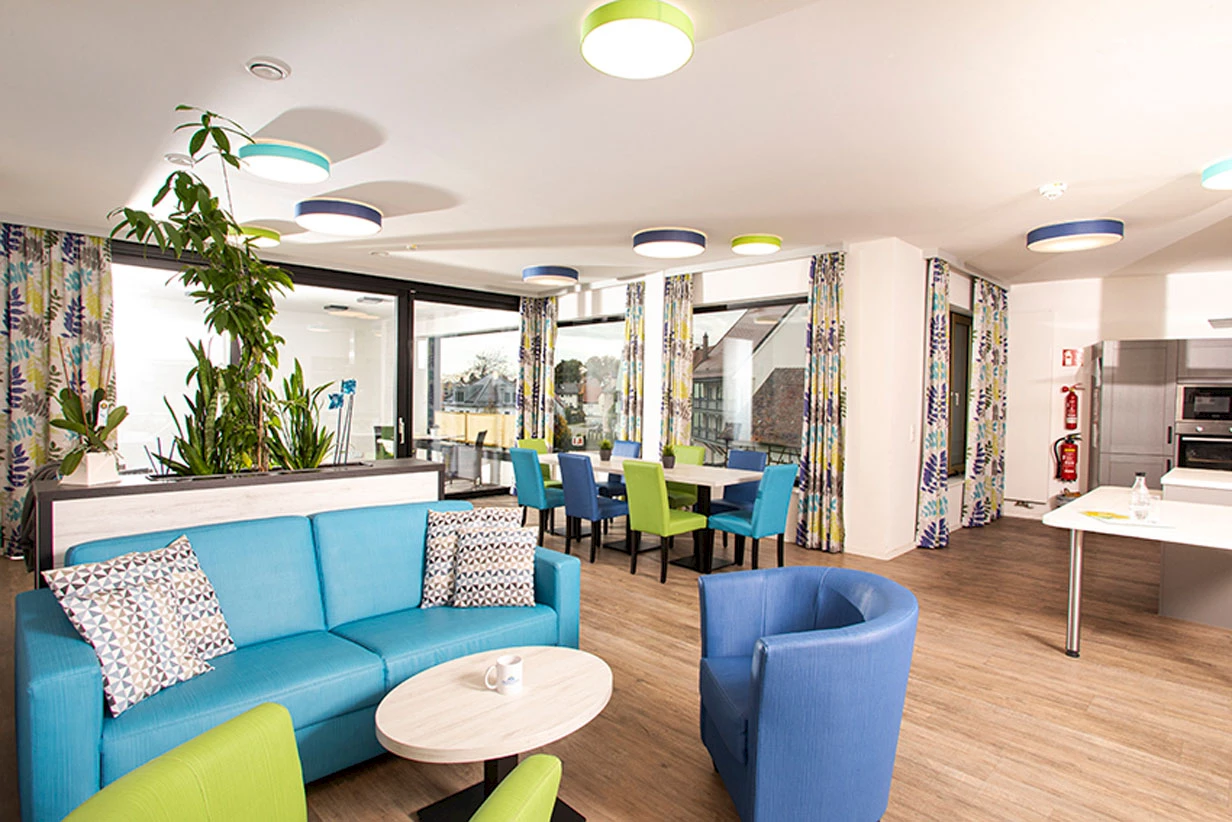 Wohnzimmer Kronenhof Intensivpflege WG Krumbach